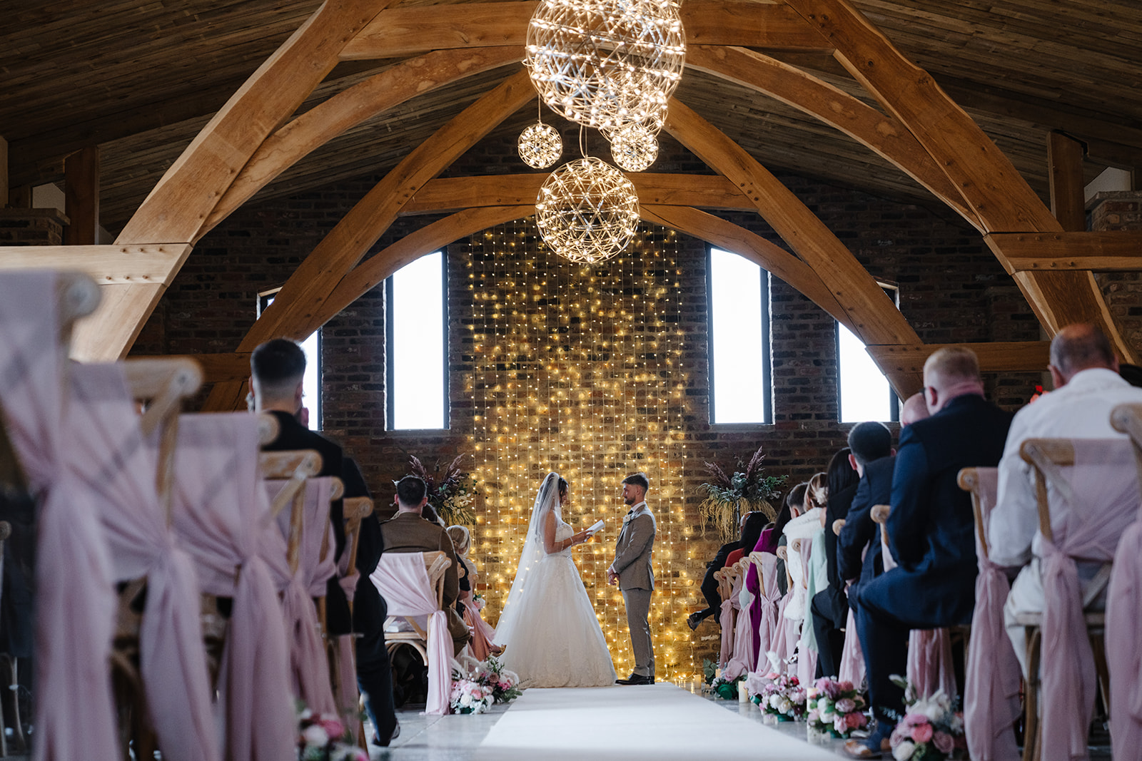 Shelia & Henry – The Oakwood at Ryther