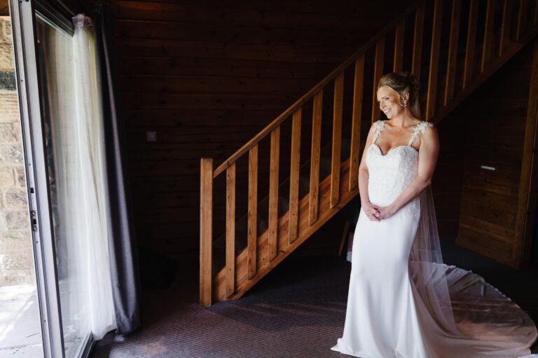 Relaxed wedding photography in Yorkshire: when to step in and when to step back